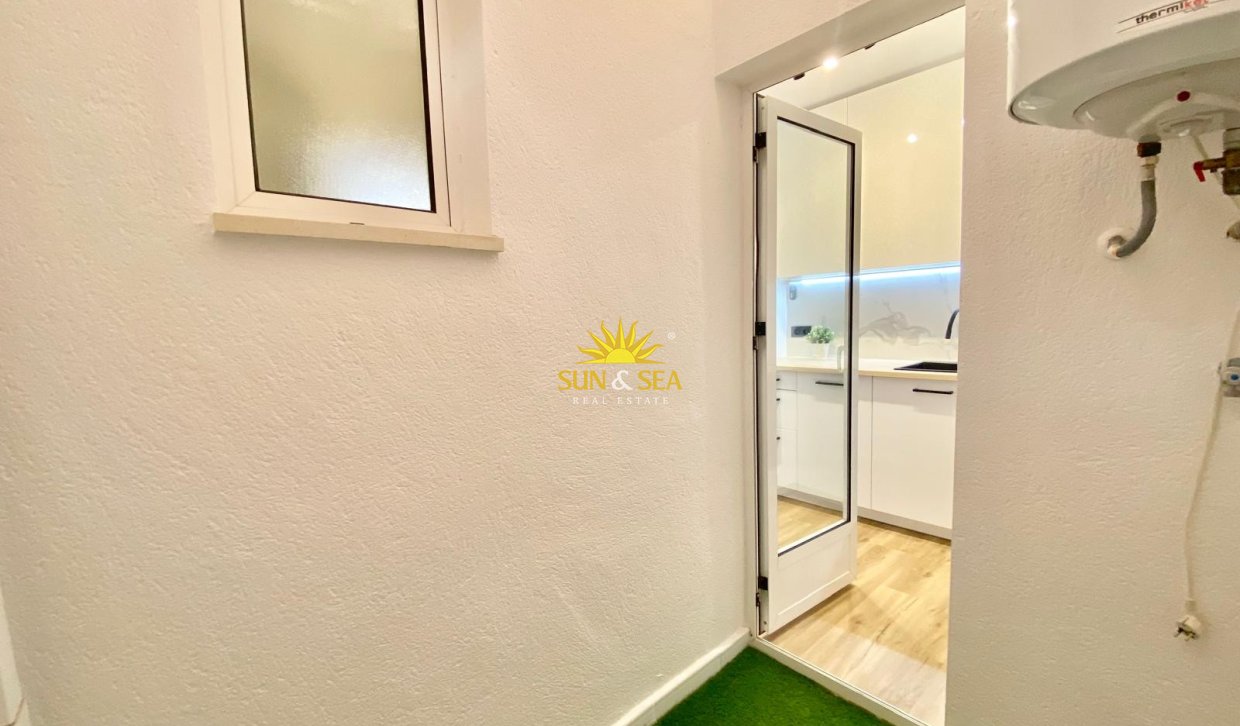Reventa - Chalet adosado - Orihuela Costa - Los Altos