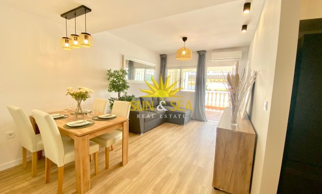 Reventa - Chalet adosado - Orihuela Costa - Los Altos