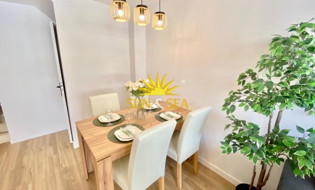 Reventa - Chalet adosado - Orihuela Costa - Los Altos