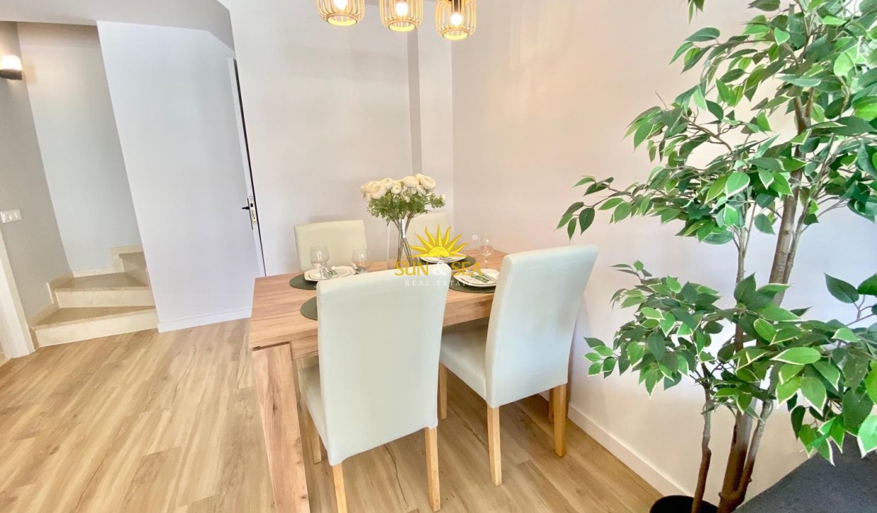Reventa - Chalet adosado - Orihuela Costa - Los Altos