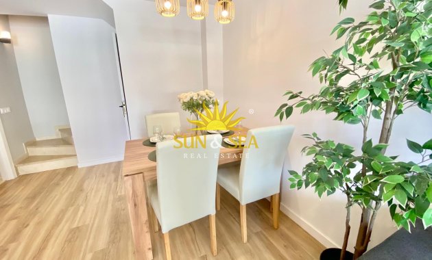 Reventa - Chalet adosado - Orihuela Costa - Los Altos