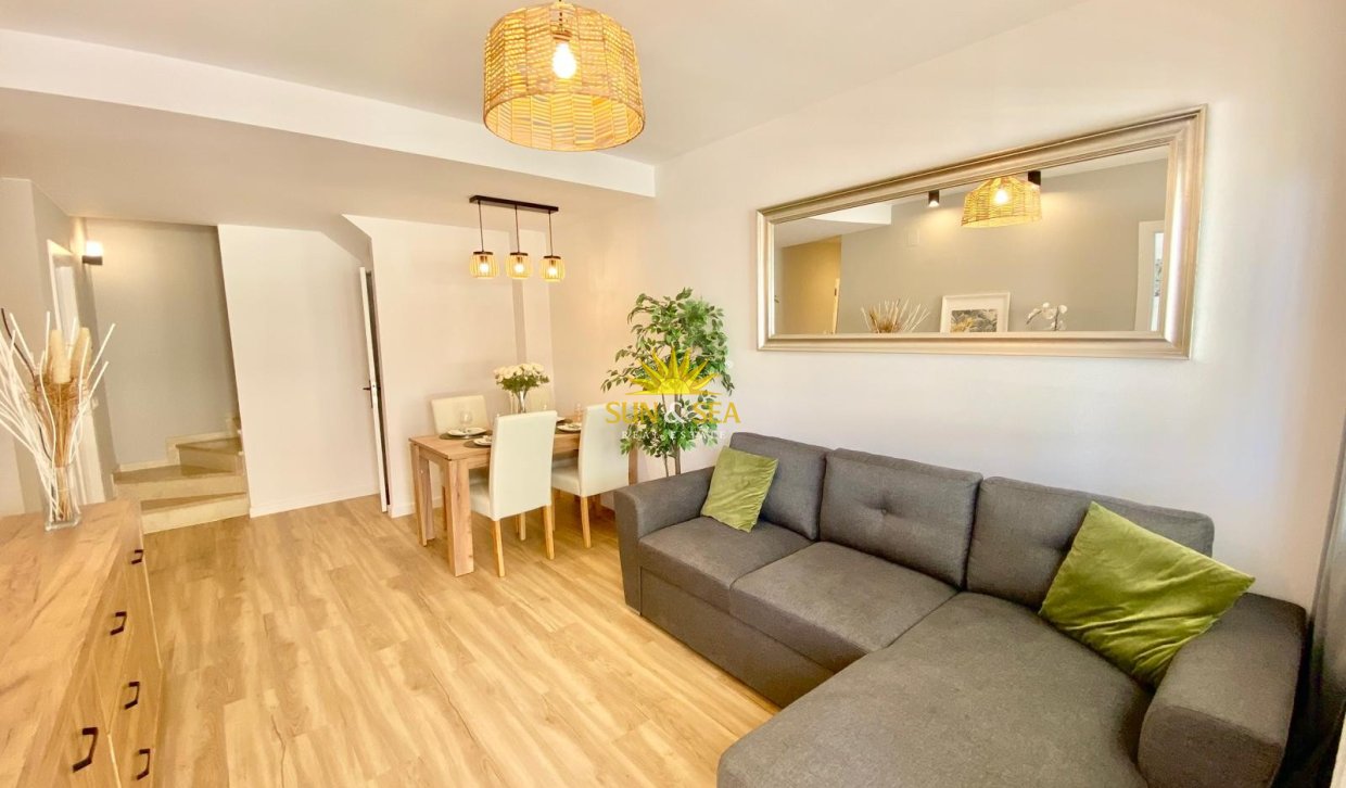 Reventa - Chalet adosado - Orihuela Costa - Los Altos