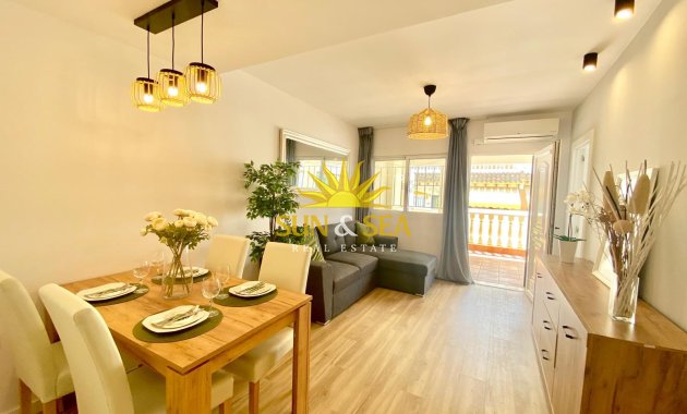 Reventa - Chalet adosado - Orihuela Costa - Los Altos