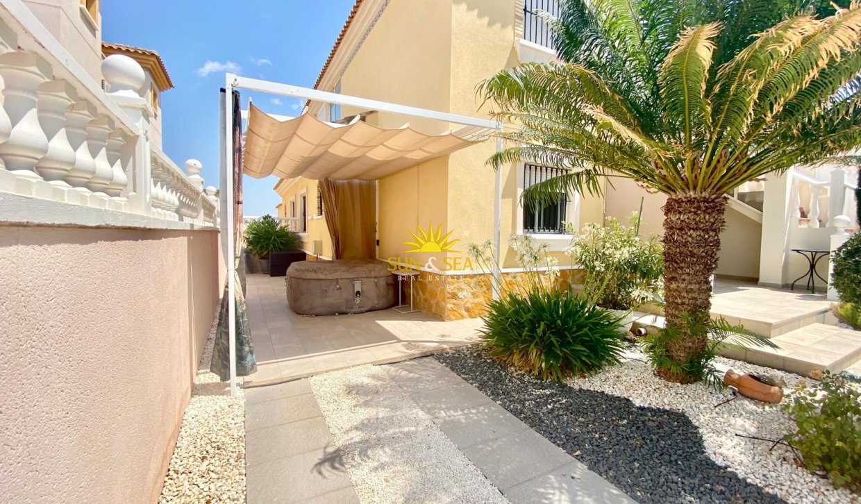 Reventa - Chalet adosado - Orihuela Costa - Villamartín