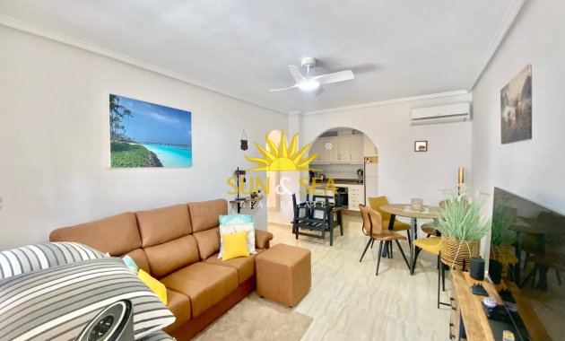 Reventa - Chalet adosado - Orihuela Costa - Villamartín