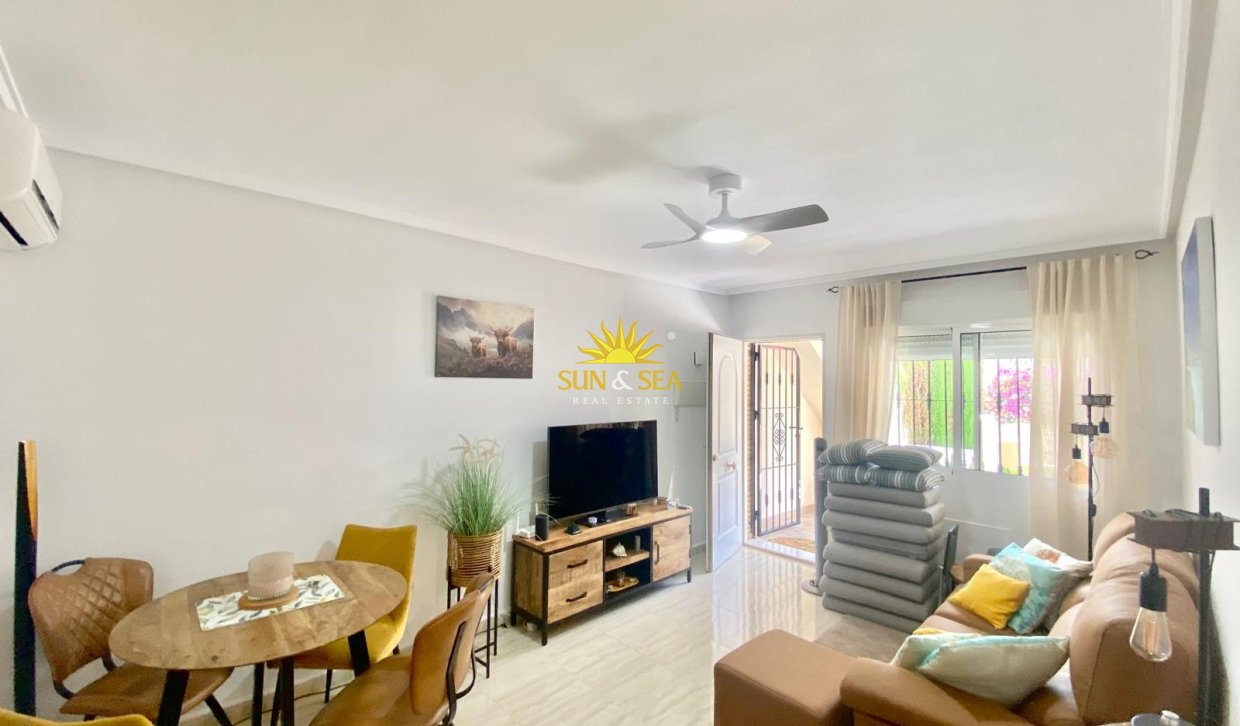 Reventa - Chalet adosado - Orihuela Costa - Villamartín