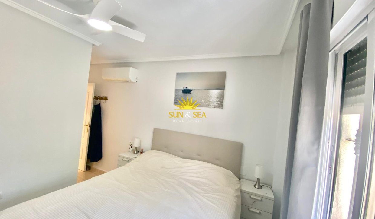 Reventa - Chalet adosado - Orihuela Costa - Villamartín