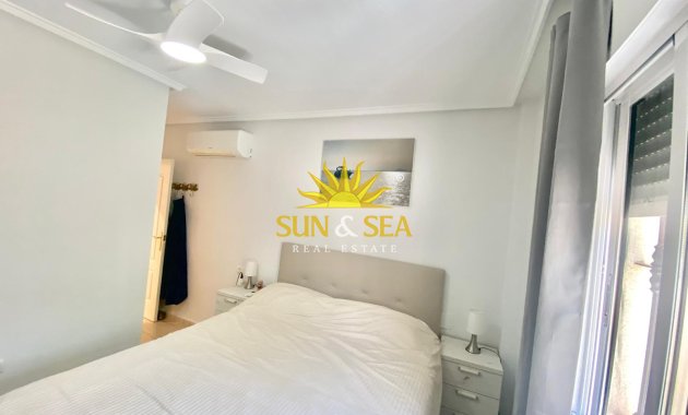 Reventa - Chalet adosado - Orihuela Costa - Villamartín