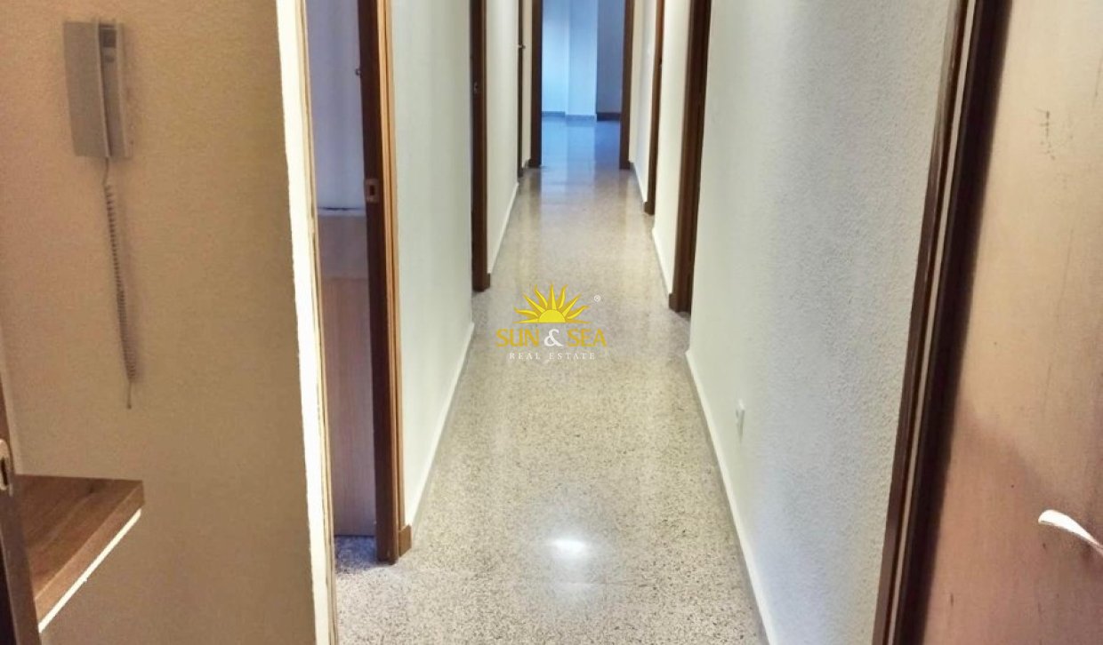 Alquiler a largo plazo - Apartamento - Almoradí