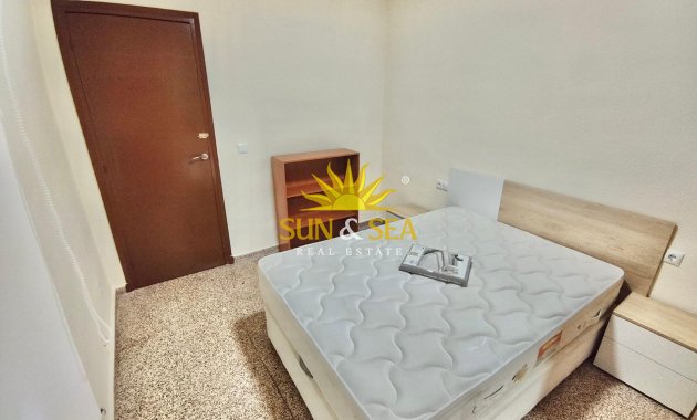 Alquiler a largo plazo - Apartamento - Almoradí