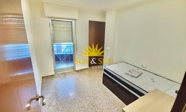 Alquiler a largo plazo - Apartamento - Almoradí