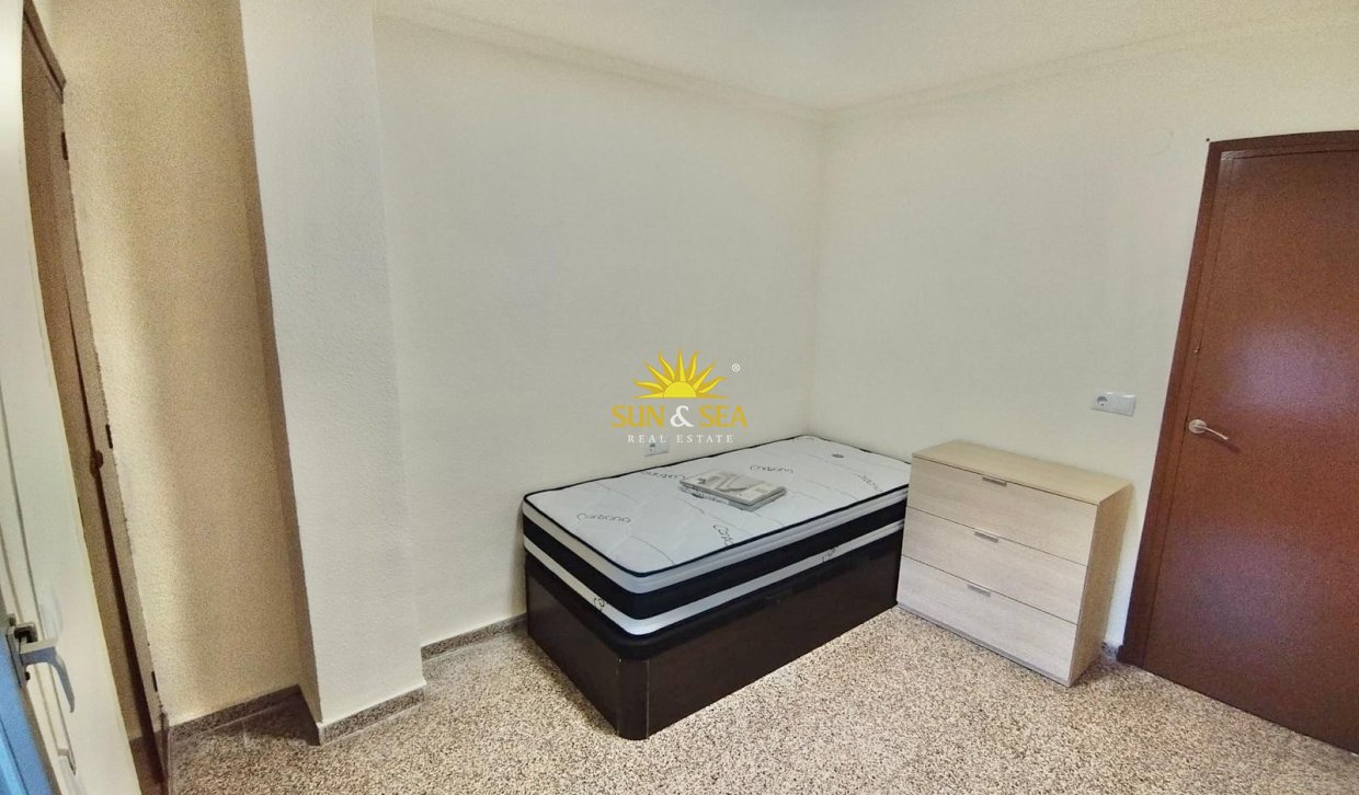 Alquiler a largo plazo - Apartamento - Almoradí