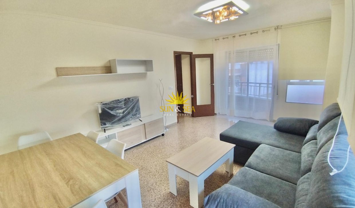 Alquiler a largo plazo - Apartamento - Almoradí