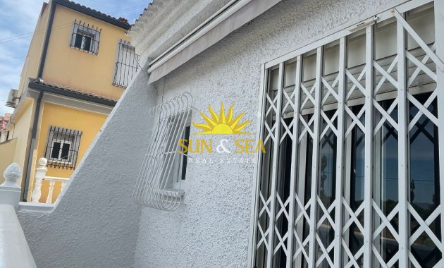Alquiler a largo plazo - Chalet - San Fulgencio