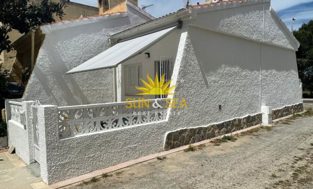 Alquiler a largo plazo - Chalet - San Fulgencio