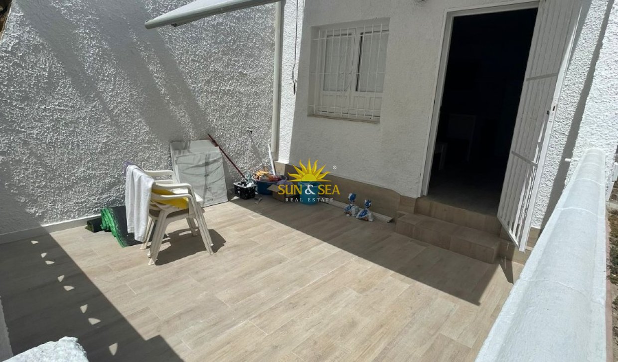 Alquiler a largo plazo - Chalet - San Fulgencio