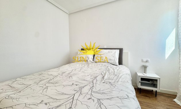 Alquiler a largo plazo - Apartamento - Torrevieja - torrevieja