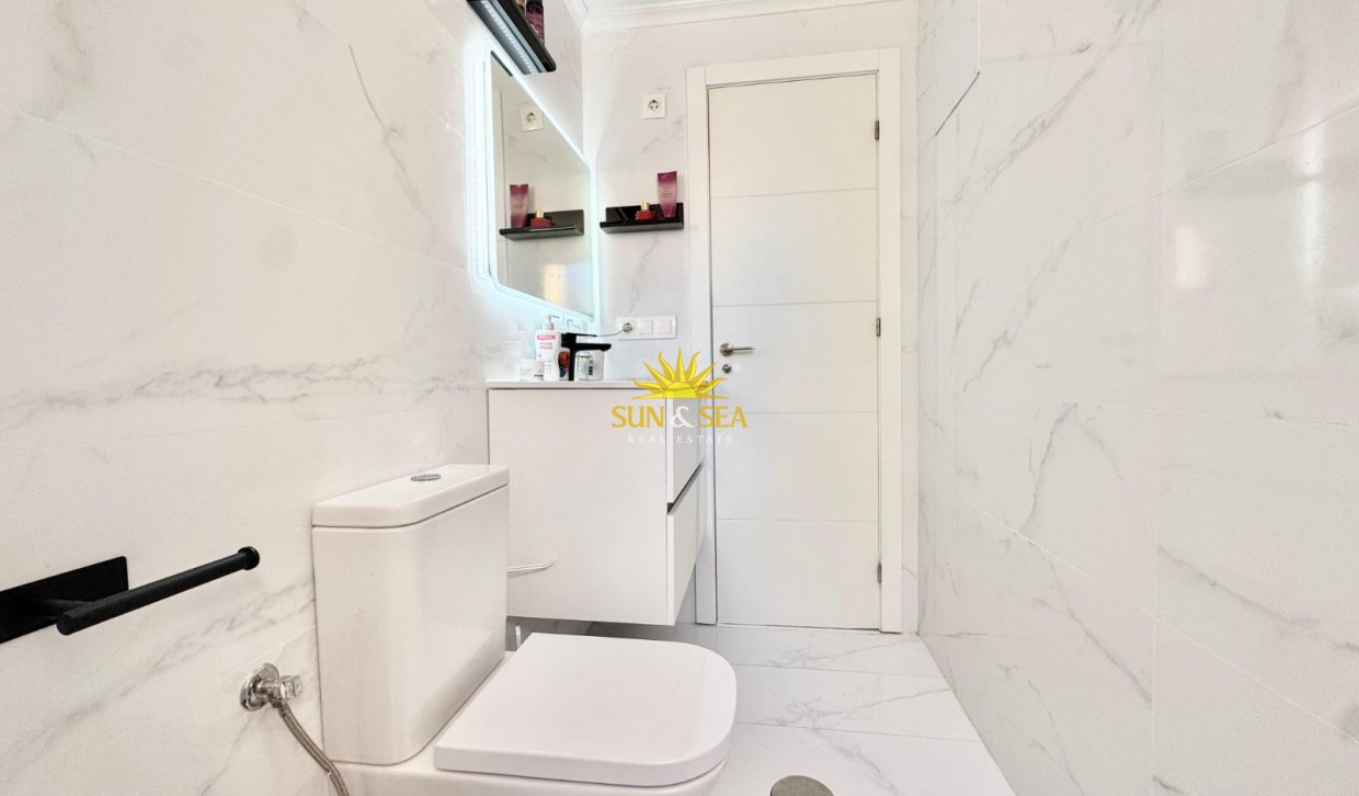 Alquiler a largo plazo - Apartamento - Torrevieja - torrevieja