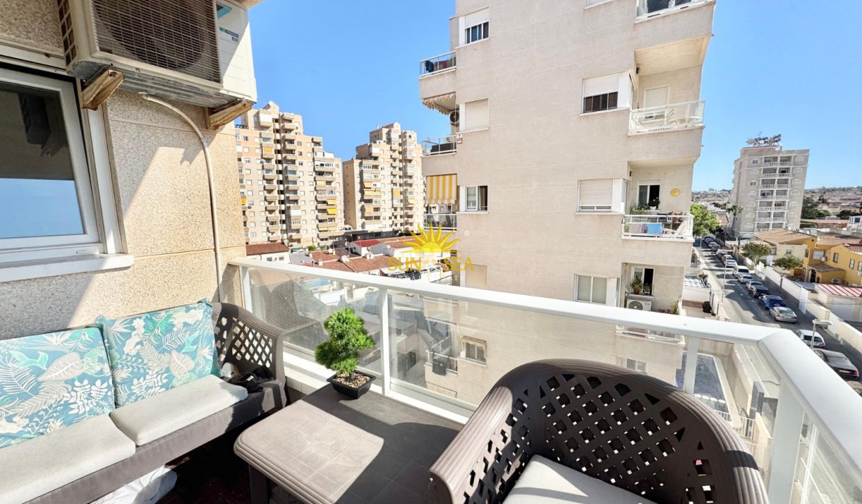 Alquiler a largo plazo - Apartamento - Torrevieja - torrevieja