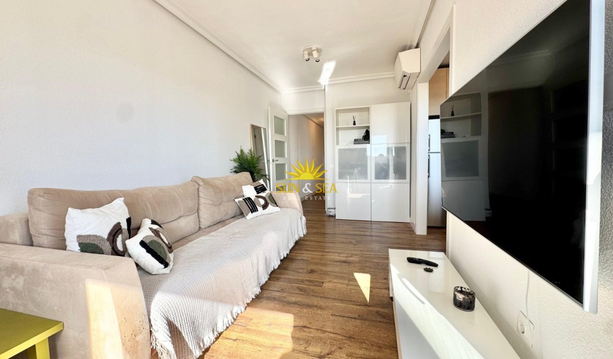 Alquiler a largo plazo - Apartamento - Torrevieja - torrevieja