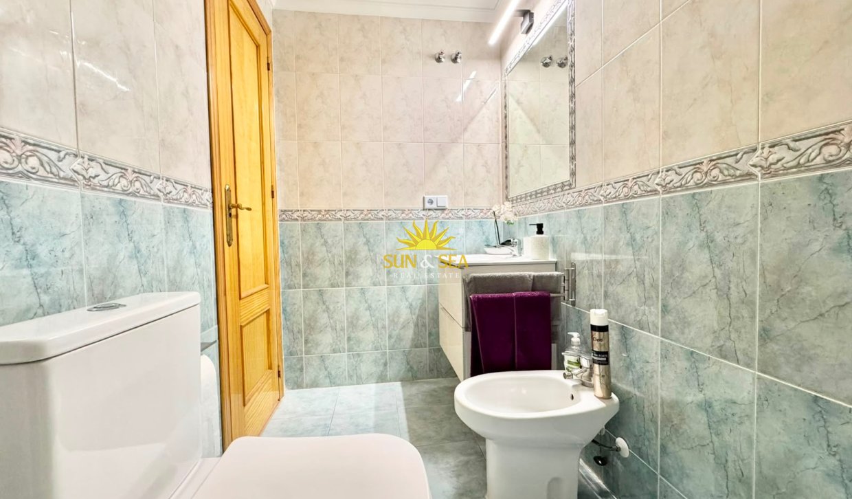 Alquiler a largo plazo - Apartamento - Torrevieja - torrevieja