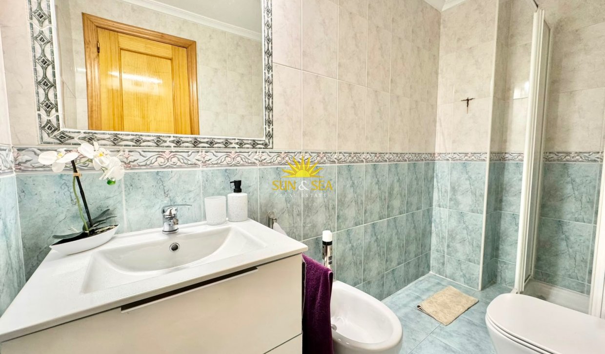 Alquiler a largo plazo - Apartamento - Torrevieja - torrevieja
