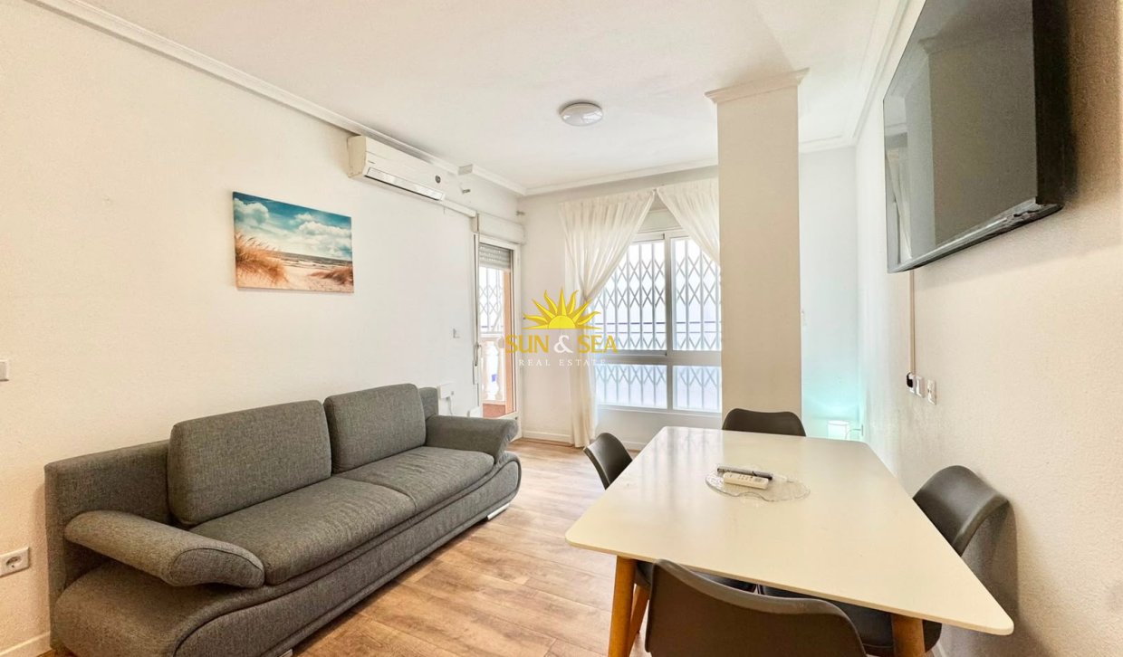 Alquiler a largo plazo - Apartamento - Torrevieja - torrevieja