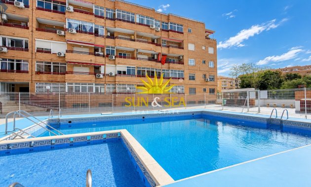 Revente - Appartement - Torrevieja - Centro