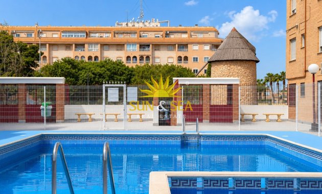 Revente - Appartement - Torrevieja - Centro