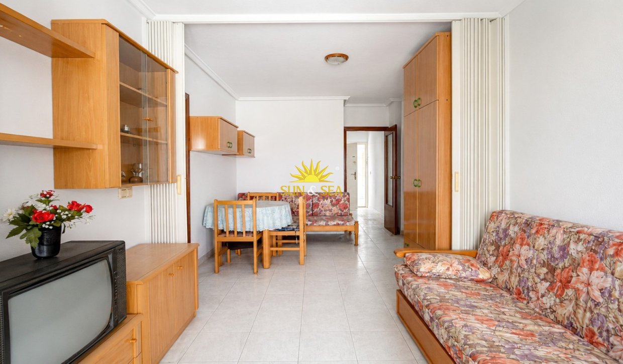Revente - Appartement - Torrevieja - Centro