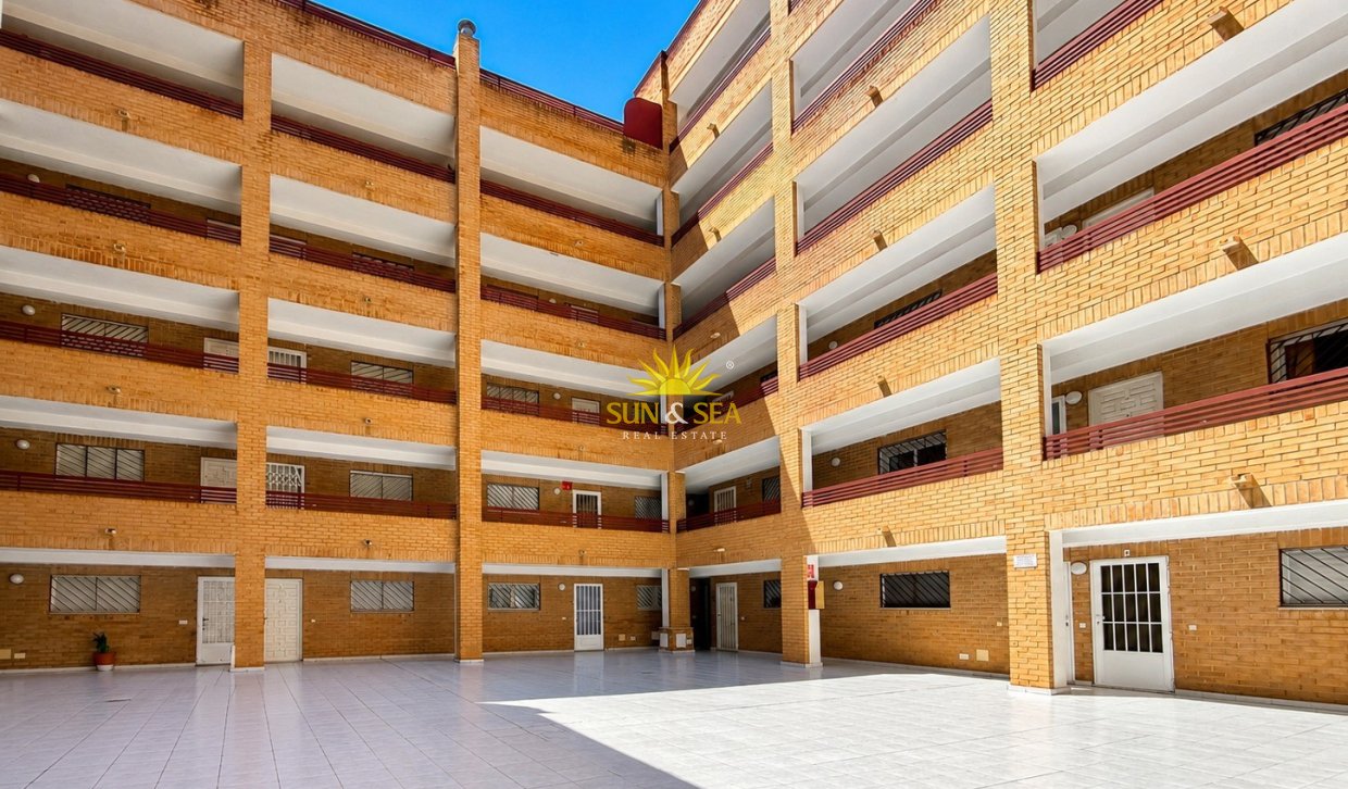 Revente - Appartement - Torrevieja - Centro