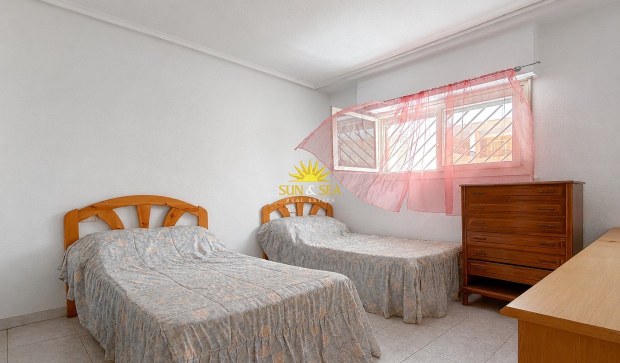 Revente - Appartement - Torrevieja - Centro