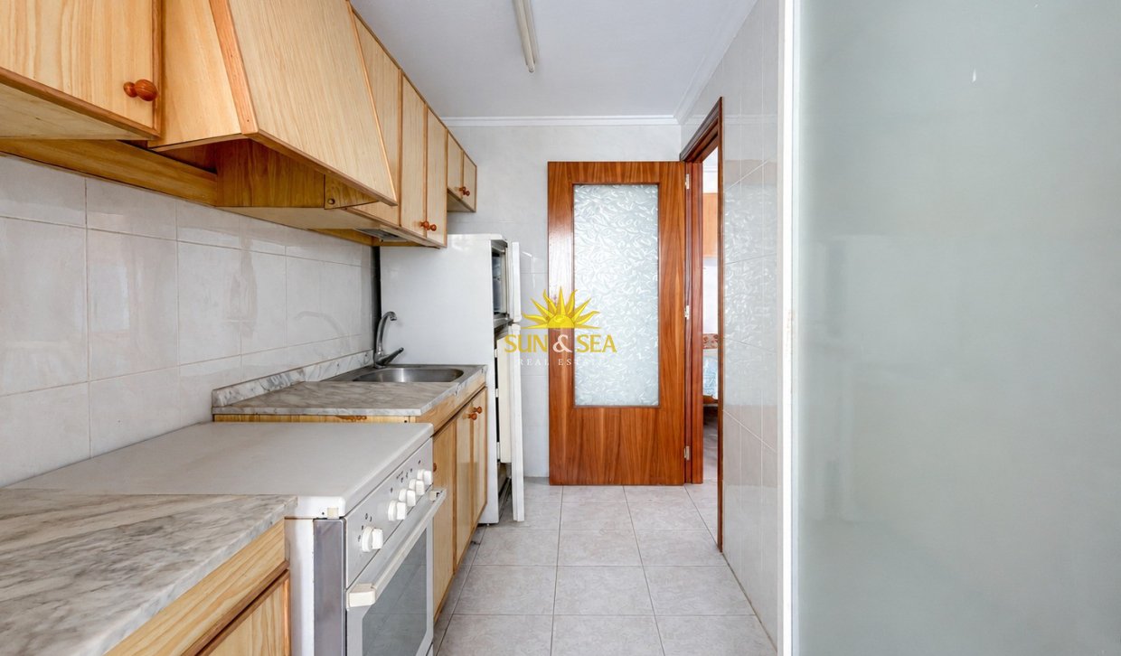 Revente - Appartement - Torrevieja - Centro