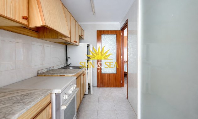 Revente - Appartement - Torrevieja - Centro