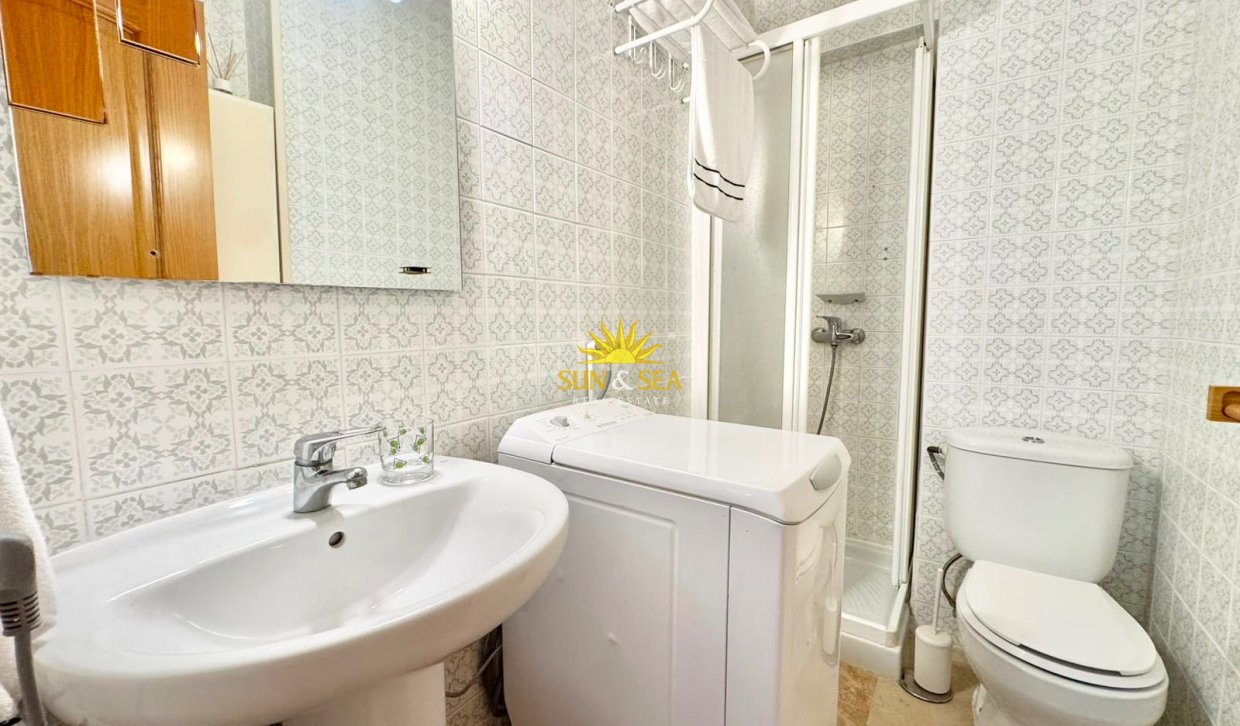 Location à long terme - Appartement - Alicante (Alacant)