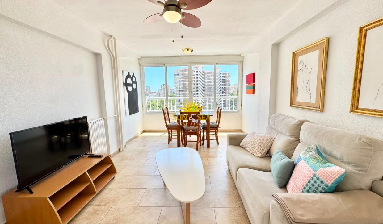 Location à long terme - Appartement - Alicante (Alacant)