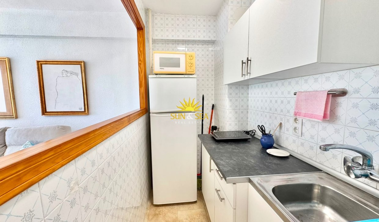 Location à long terme - Appartement - Alicante (Alacant)