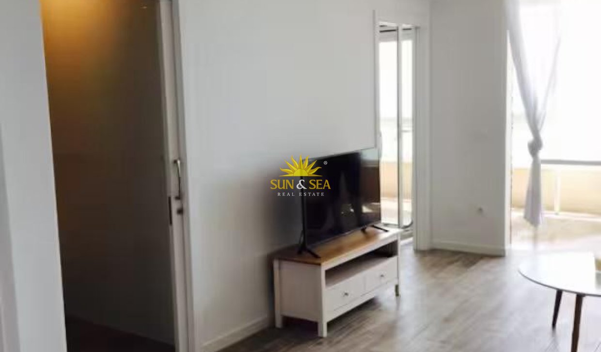 Alquiler a largo plazo - Apartamento - Alicante - Playa San Juan