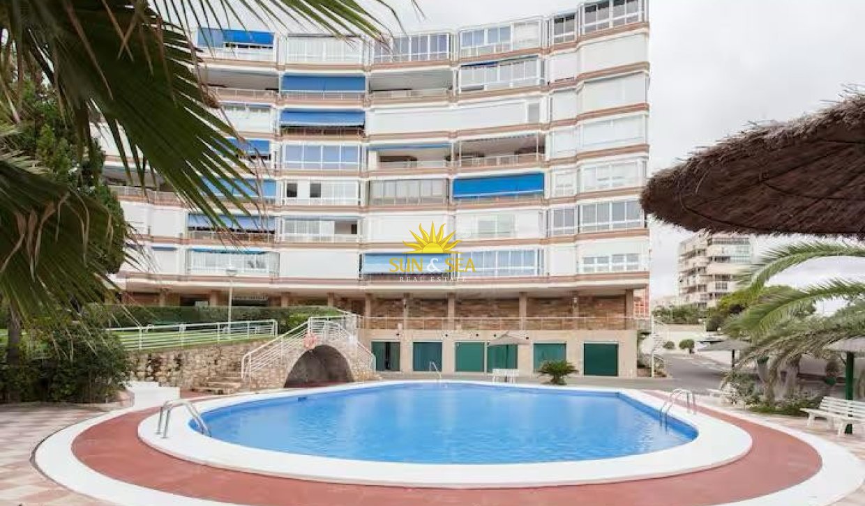 Alquiler a largo plazo - Apartamento - Alicante - Playa San Juan