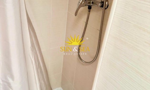 Location à long terme - Appartement - Torrevieja - Playa de los Naufragos