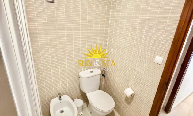 Location à long terme - Appartement - Torrevieja - Playa de los Naufragos