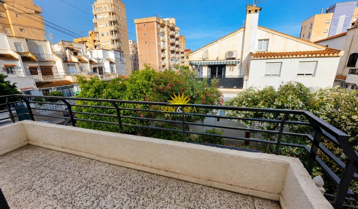Resale - high-bungalow - Torrevieja - Centro