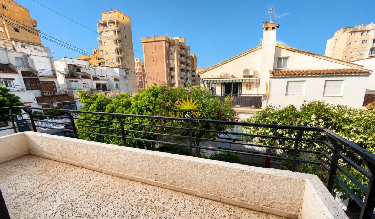 Resale - high-bungalow - Torrevieja - Centro