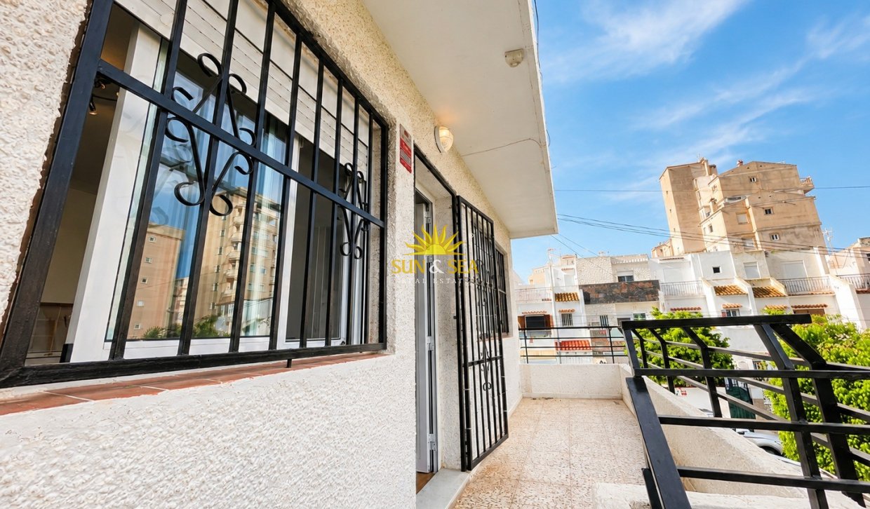 Resale - high-bungalow - Torrevieja - Centro