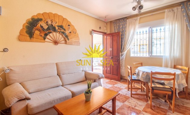 Revente - Villa / Semi détaché - Orihuela Costa - La Zenia