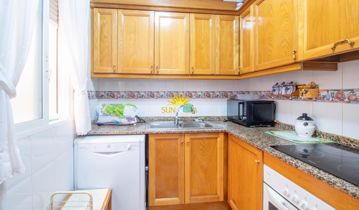 Revente - Villa / Semi détaché - Orihuela Costa - La Zenia