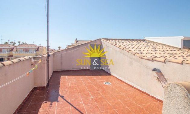 Revente - Villa / Semi détaché - Orihuela Costa - La Zenia