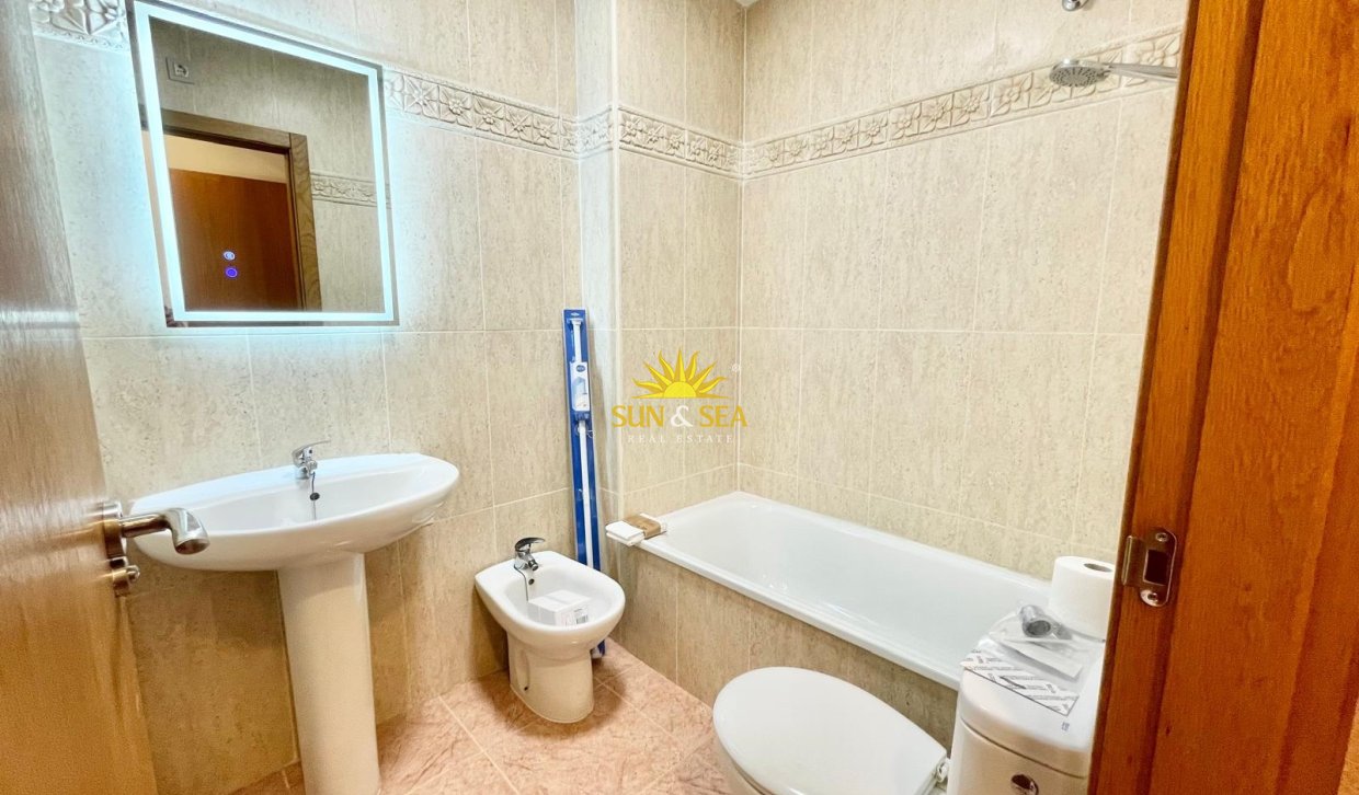 Location à long terme - Appartement - Bigastro