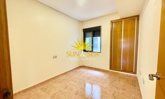 Location à long terme - Appartement - Bigastro