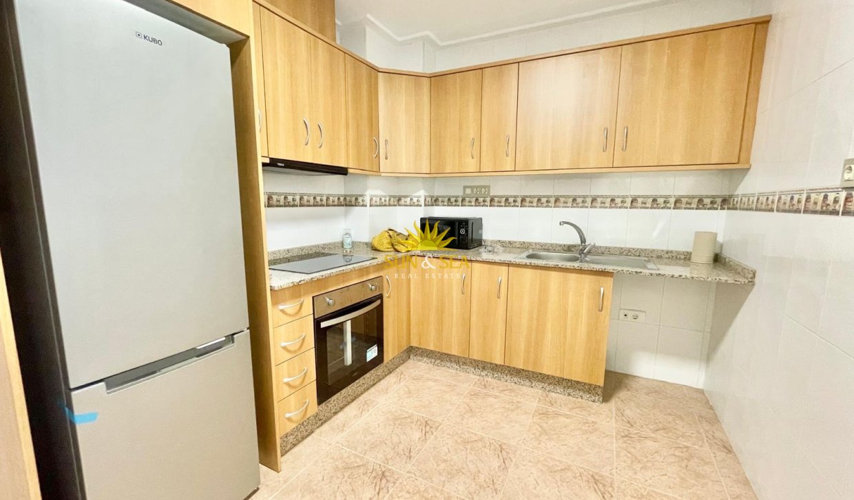 Location à long terme - Appartement - Bigastro